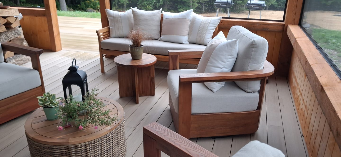 Customer photo review of Cavelle Color Block, Indoor/Outdoor Tan Pillow Cover, 20"x20"