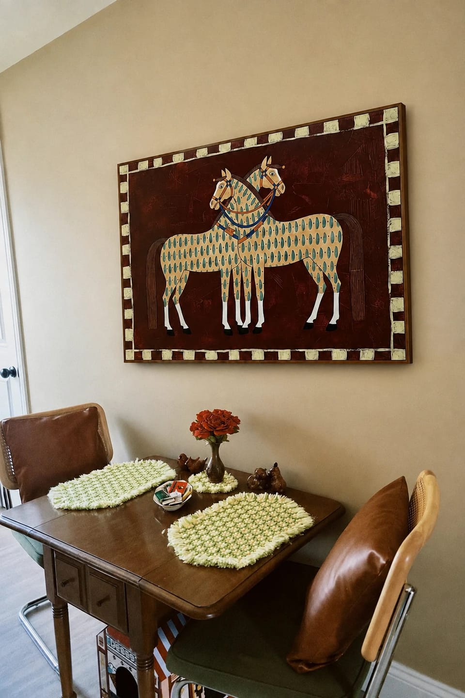 Customer photo review of Modern Folk Art｜Twin Sentinels