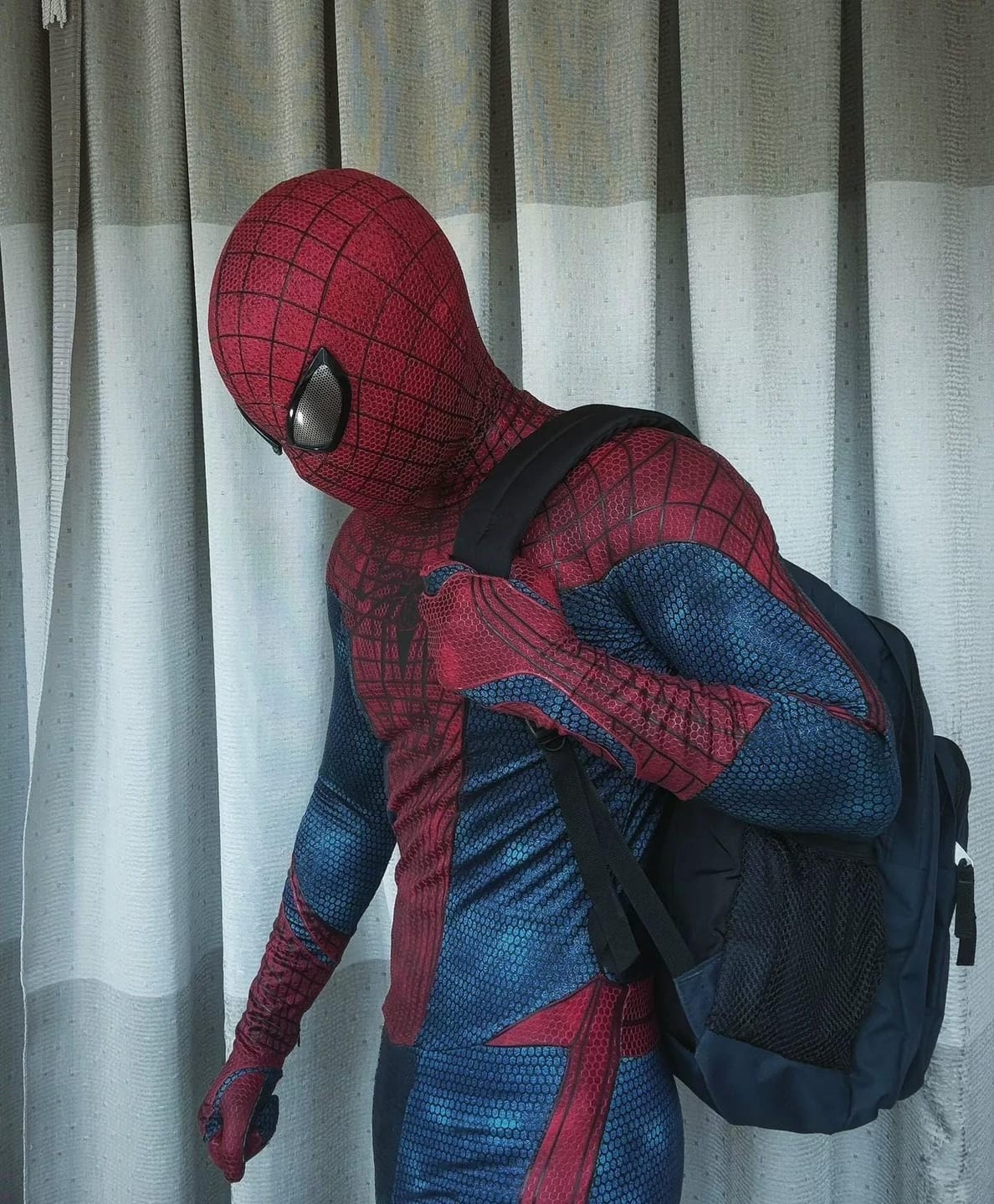 Customer photo review of The Amazing Spider-Man Costume Life Size Wearable