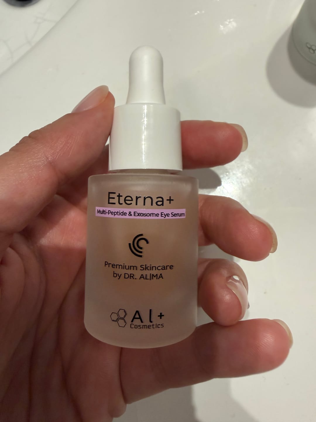 Customer photo review of Eterna+ | Пептиден околоочен серум с екзозоми