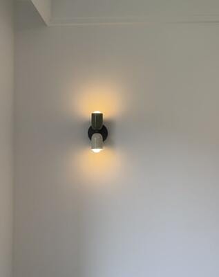 Customer photo review of Wall Lamp, Couleur Double Up-Down Glow, E26/E27, Metal Shades