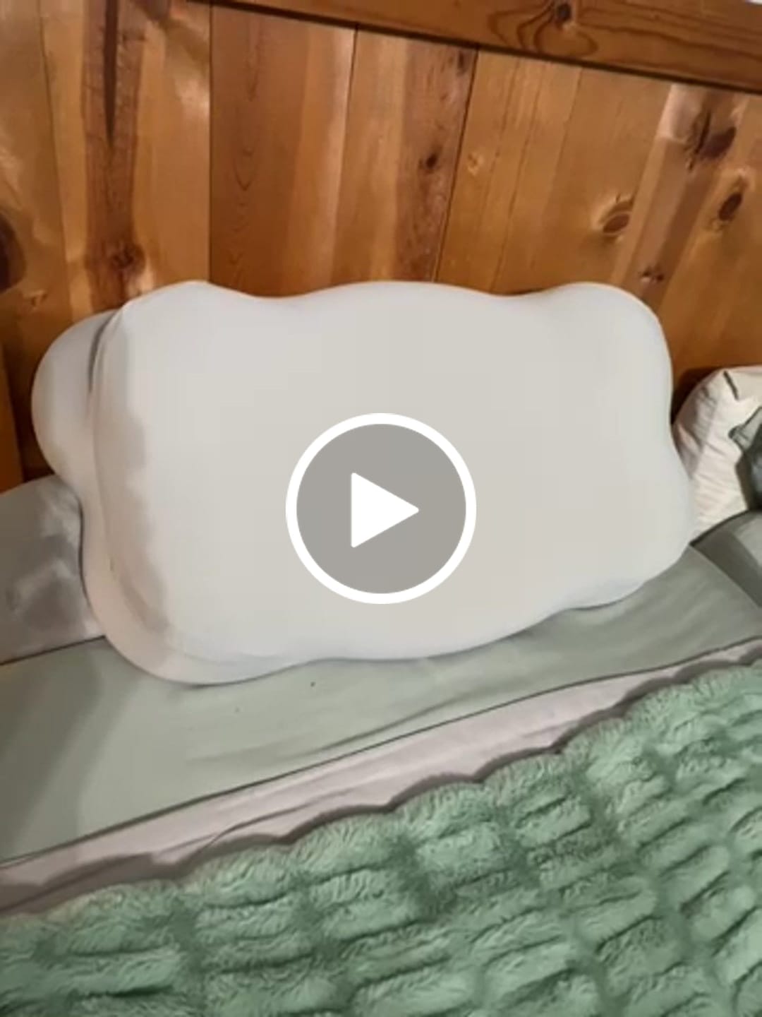 Customer video review of Cloud Cooling Pillowcase