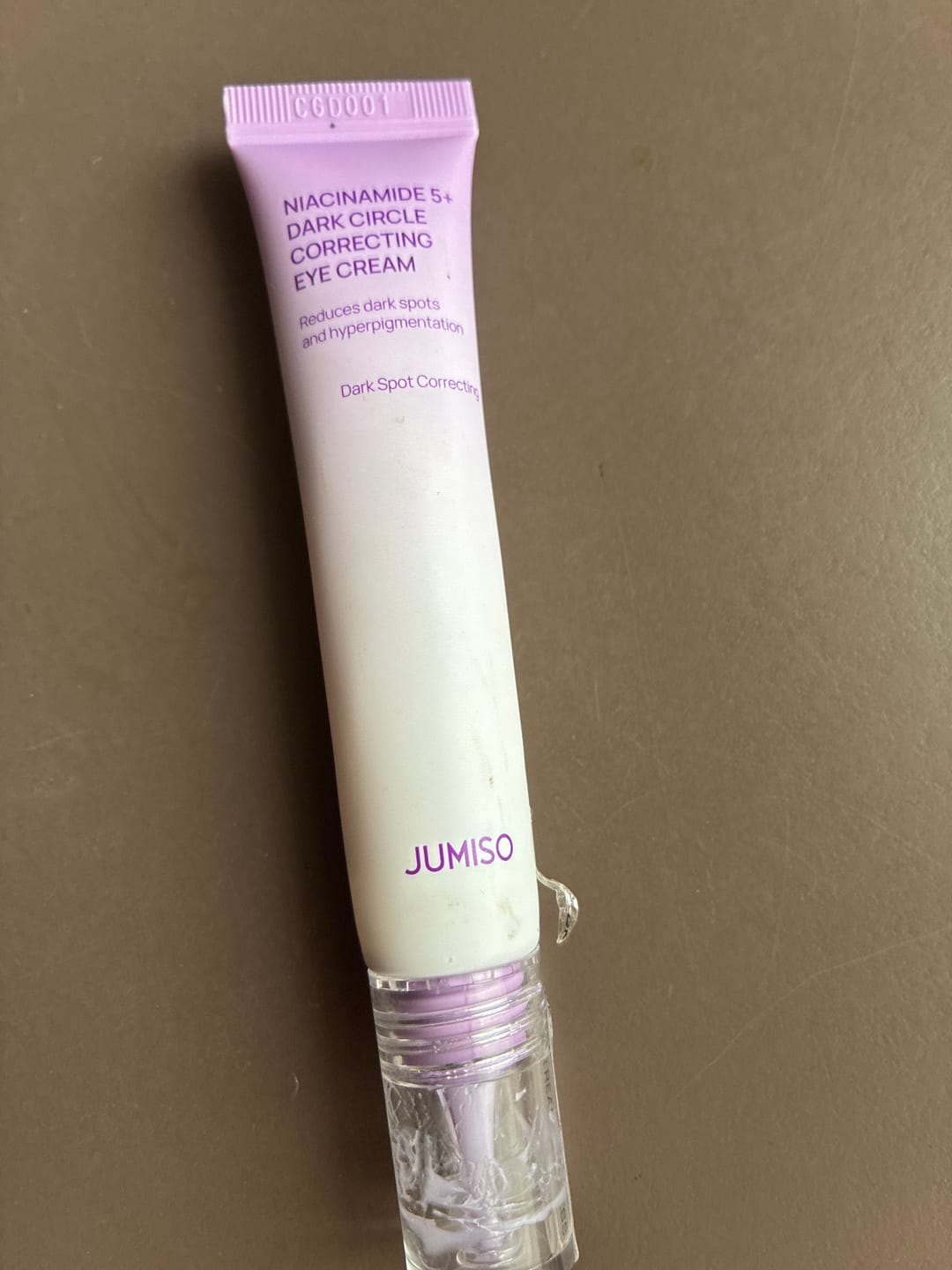 Customer photo review of JUMISO - Niacinamide 5+ Dark Circle Correcting Eye Cream 15 ML | Contorno de Ojos Despigmentante