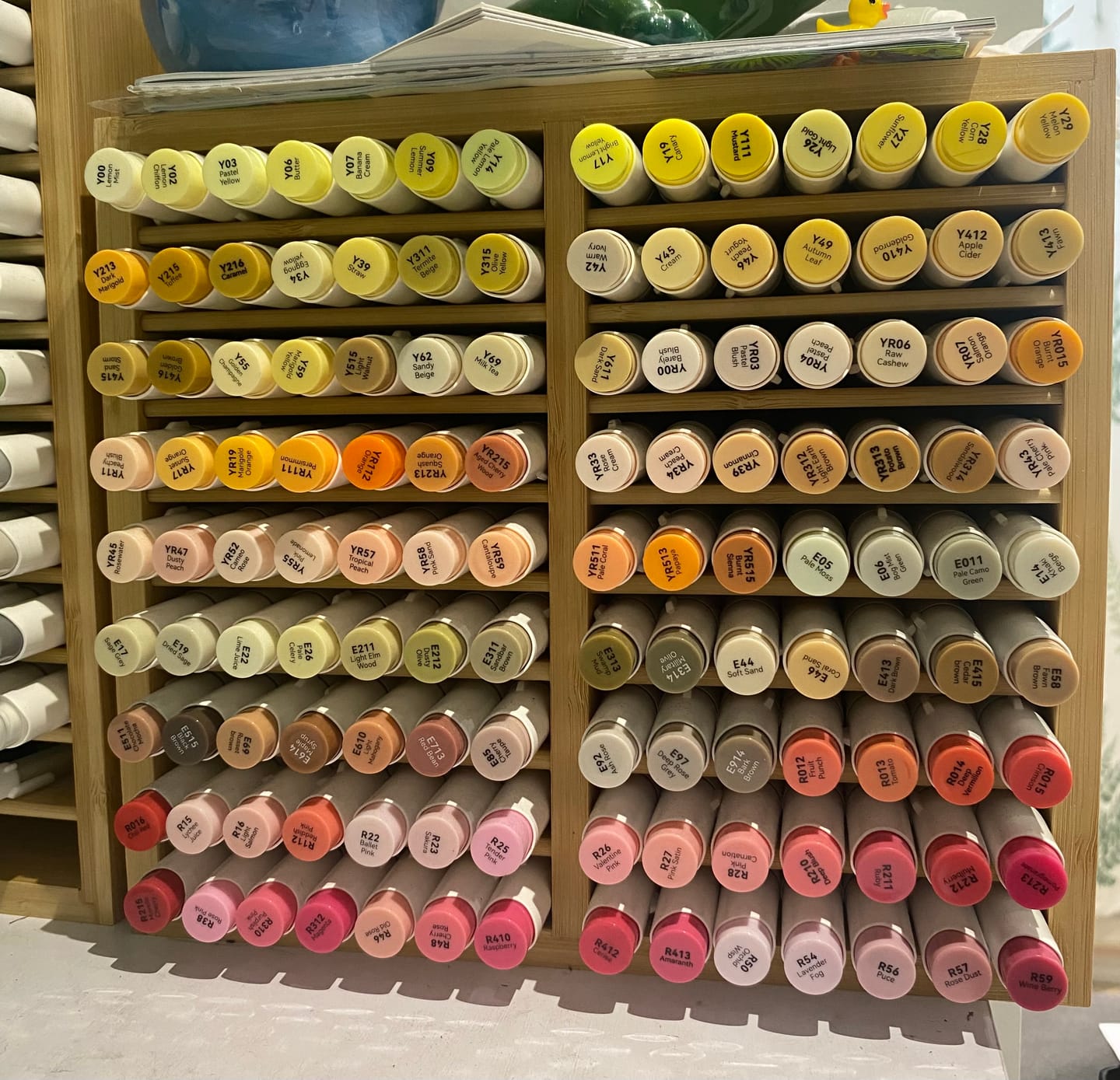 Customer photo review of Ohuhu Bamboo Marker Organizer
