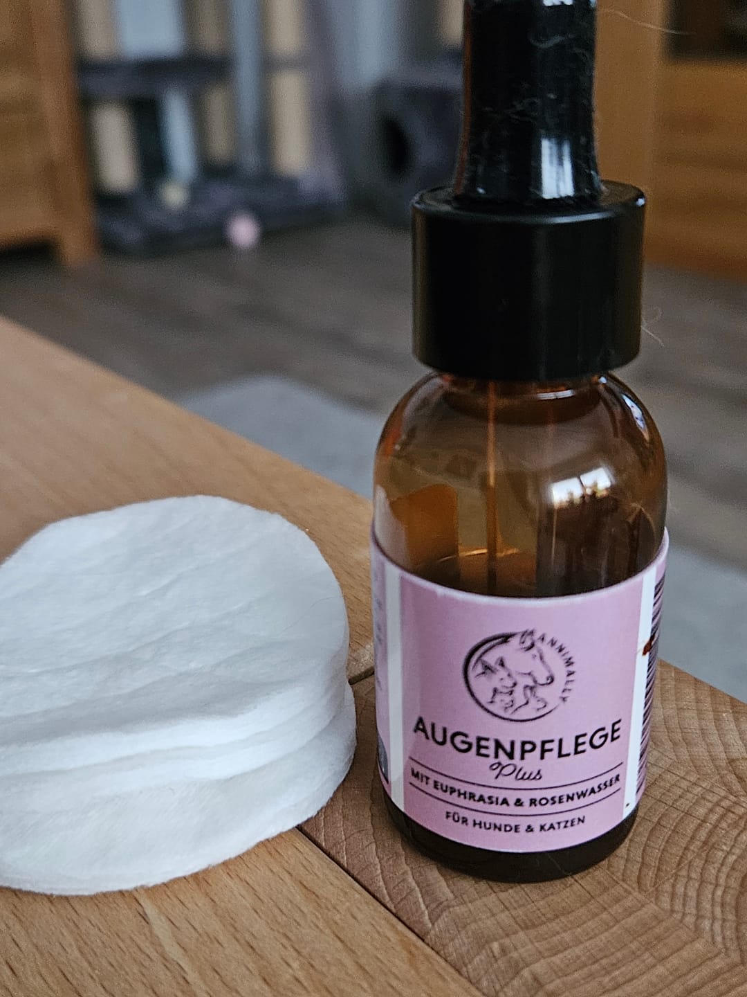 Customer photo review of Augenpflege Plus mit Euphrasia & Rosenwasser