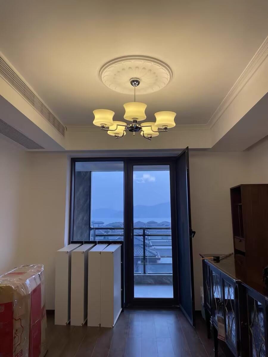 Customer photo review of Belue Chandelier, Vintage Glass Globe, Gold or Chrome, E26/E27