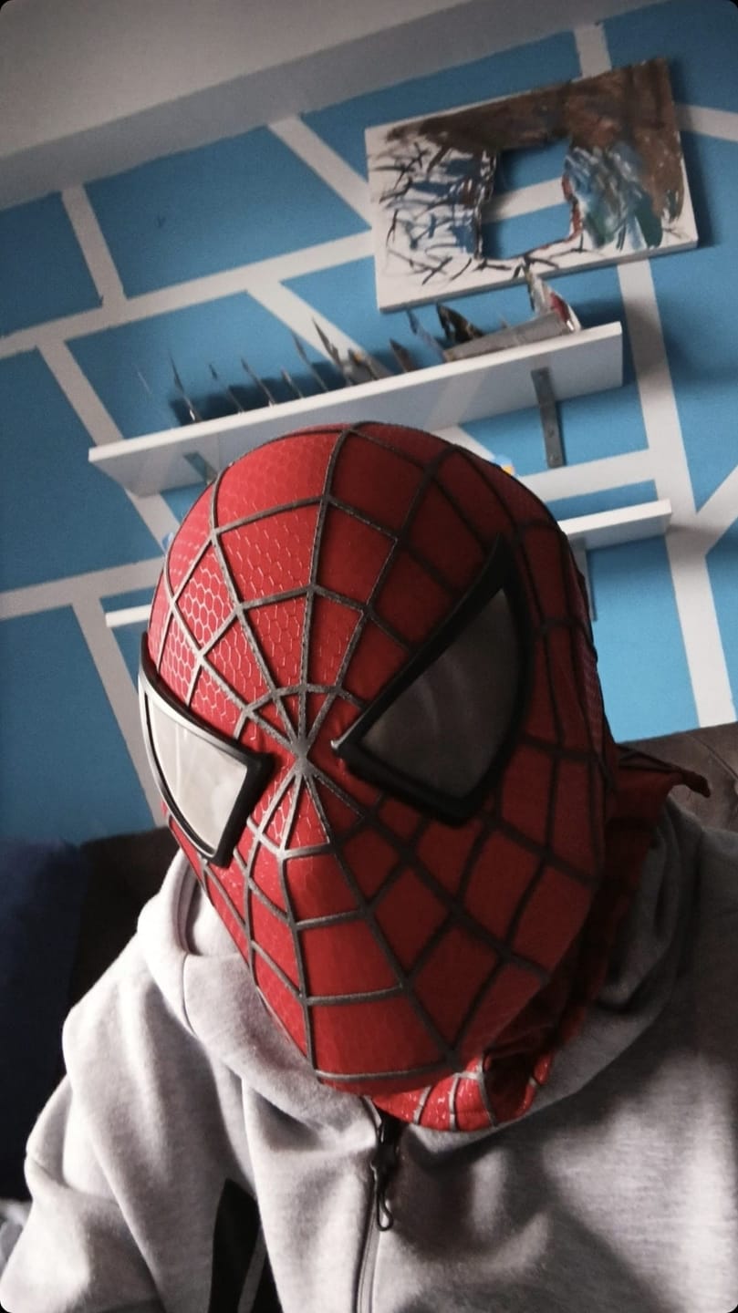Customer photo review of Tobey maguire özel seri