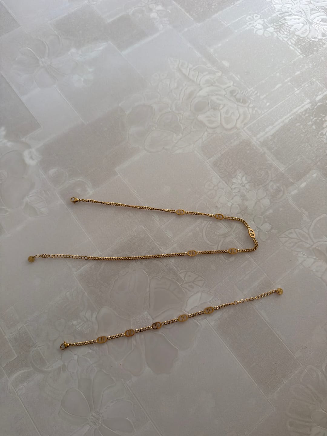 Customer photo review of Five Prestige Halskette | 18K vergoldet