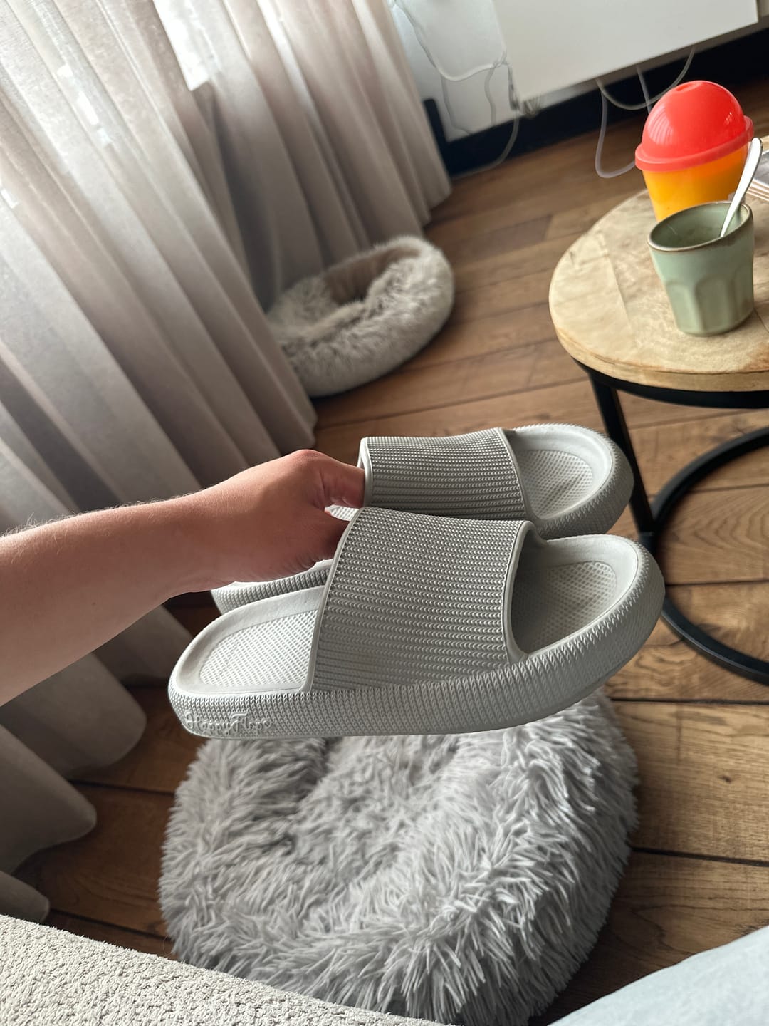 Customer photo review of HappyFlops Original