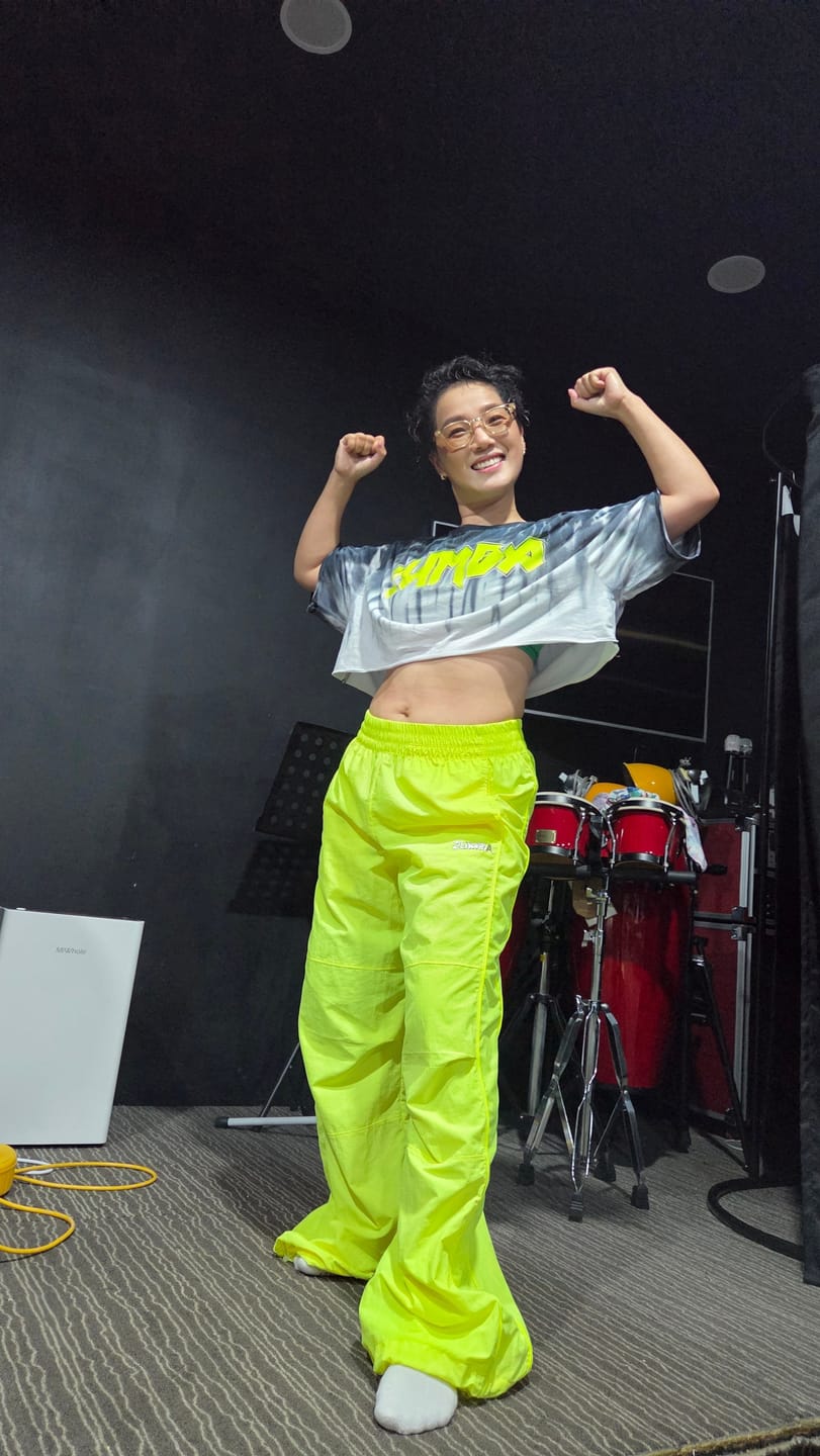 Customer photo review of Rock 'n' Roll Slouch Pants with Piping