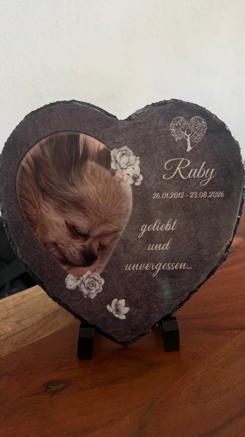 Customer photo review of Liebe hört nicht auf - Personalisiertes Schieferherz als Andenken an geliebte Verstorbene