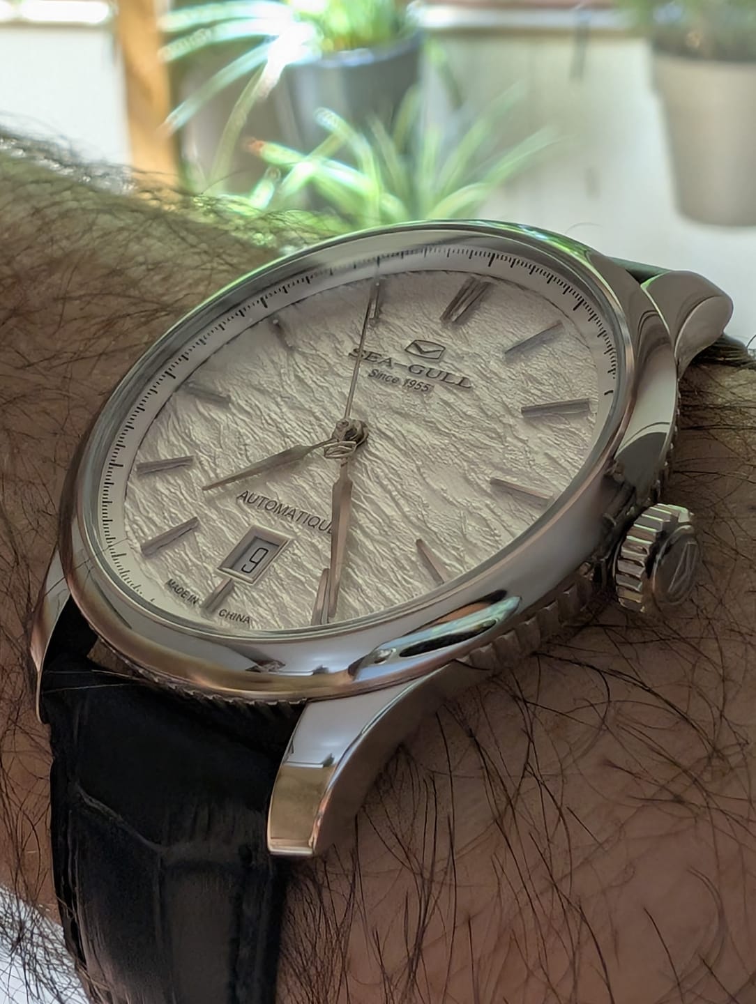 Customer photo review of Extraordinary Series Snowflake Dial Ultra-thin Dress Watch 40mm