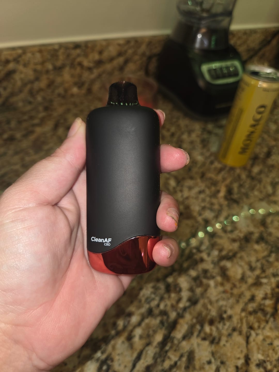 Customer photo review of Kiwi Strawberry CBD Vape
