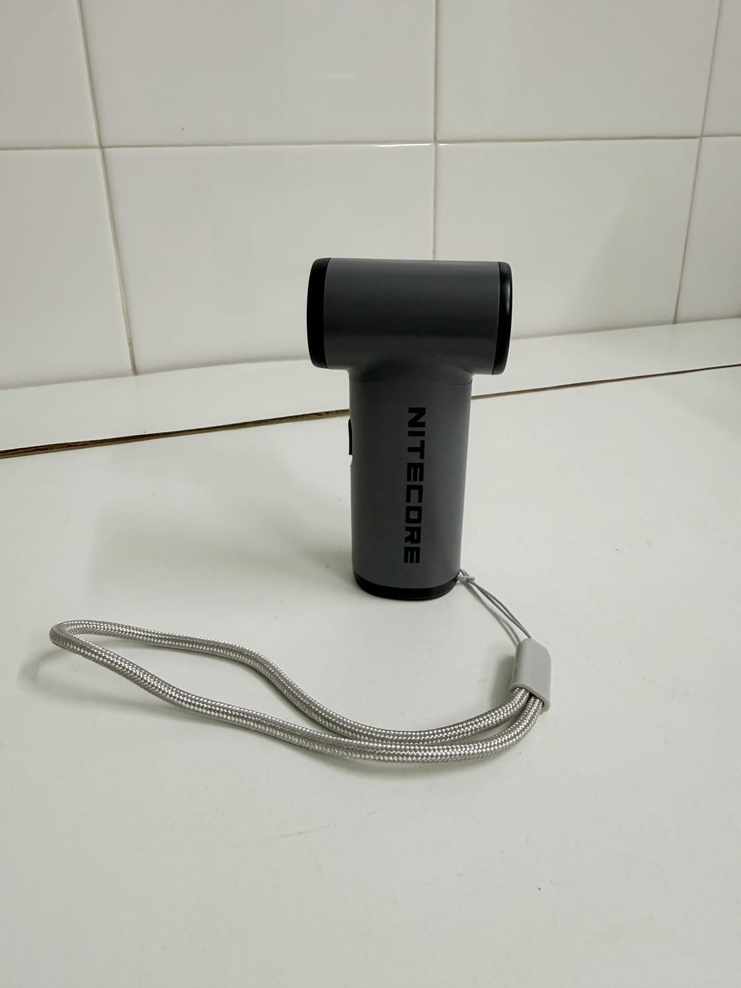 Customer photo review of NEF Nano - Palm-Sized High-Speed Handheld Fan