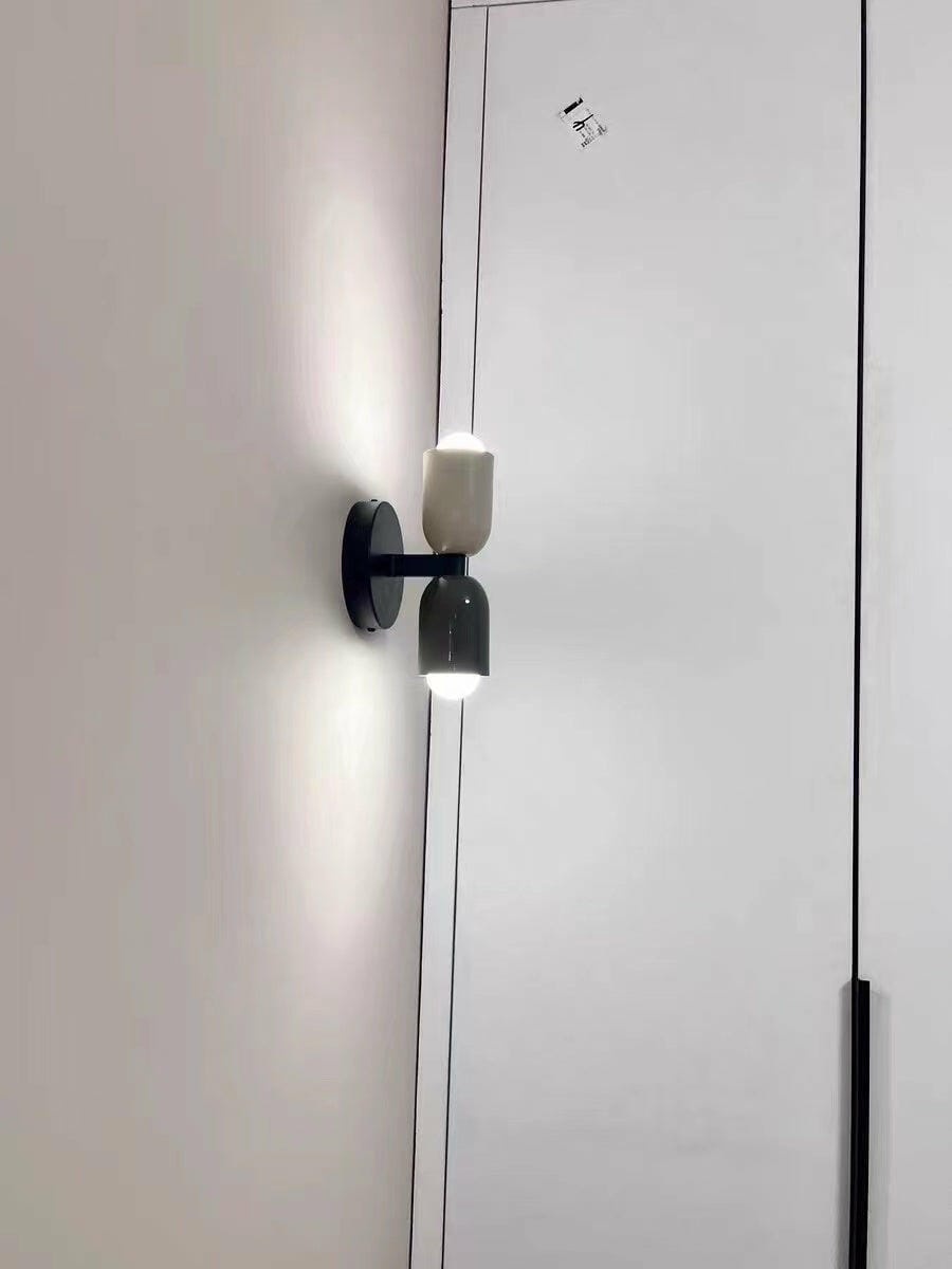 Customer photo review of Wall Lamp, Couleur Double Up-Down Glow, E26/E27, Metal Shades