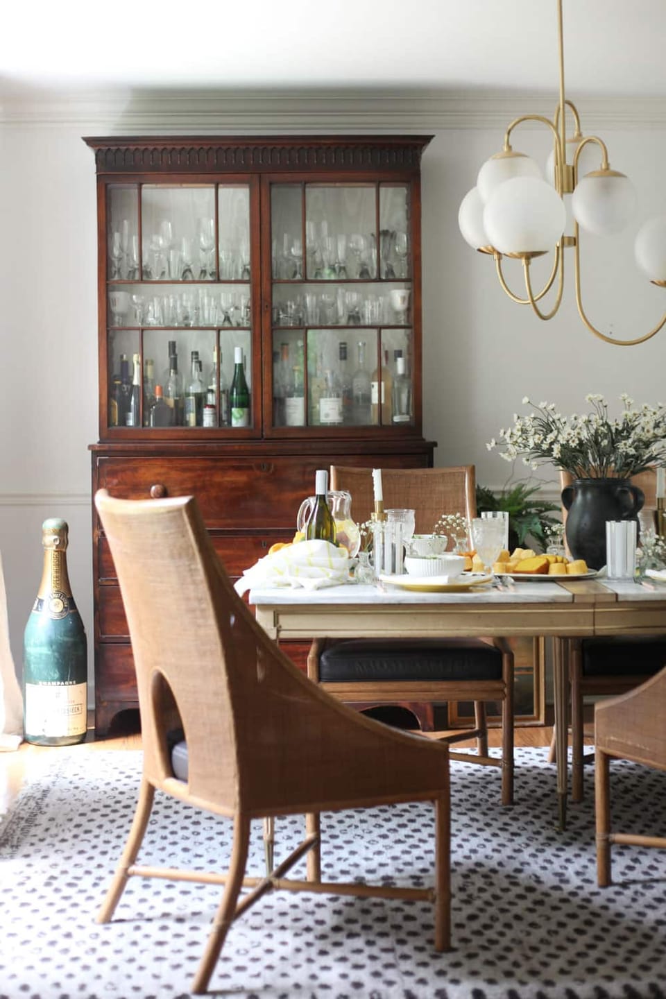 Customer photo review of Gooseneck Chandelier, Wrought Iron, White Glass Globes, E14