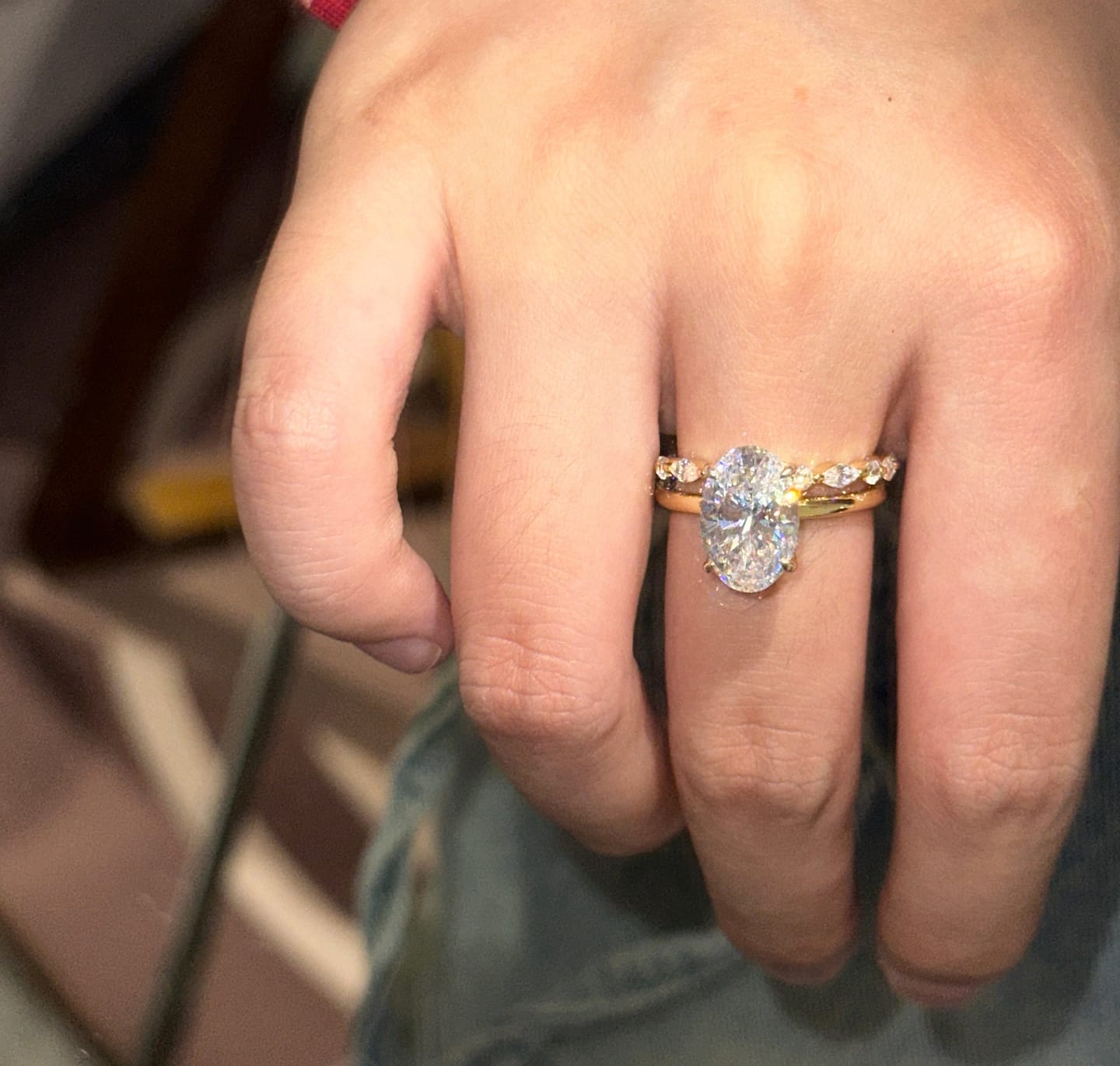 Customer photo review of S925 Classic 4.0Ct Oval Cut Hidden Halo Engagement Ring & Wedding Band Stackable Ring Sets For Travel