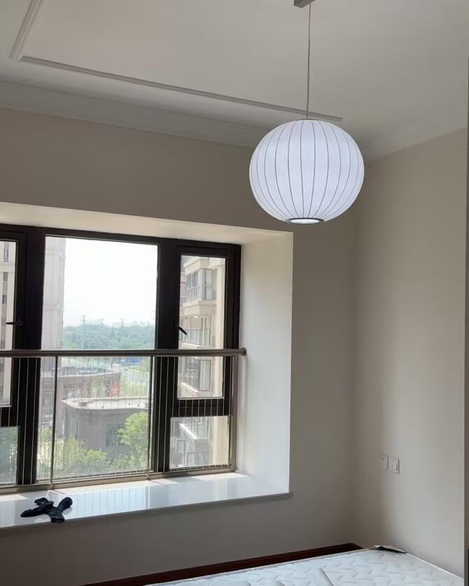 Customer photo review of Pendant Light, Crisscross Bubble, Mulberry Silk, Steel Wireframe, E26