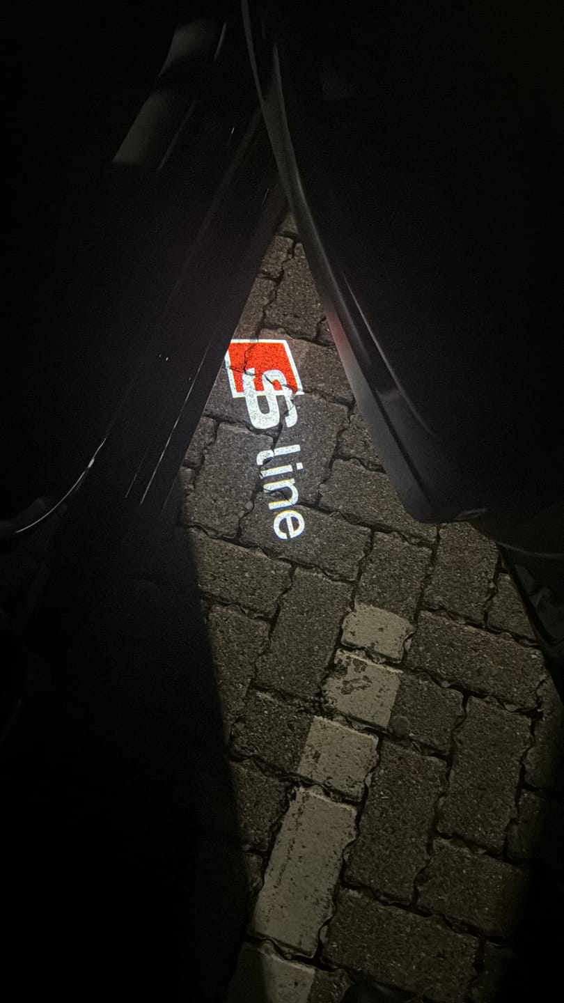 Customer photo review of AUDI DOOR LIGHTS