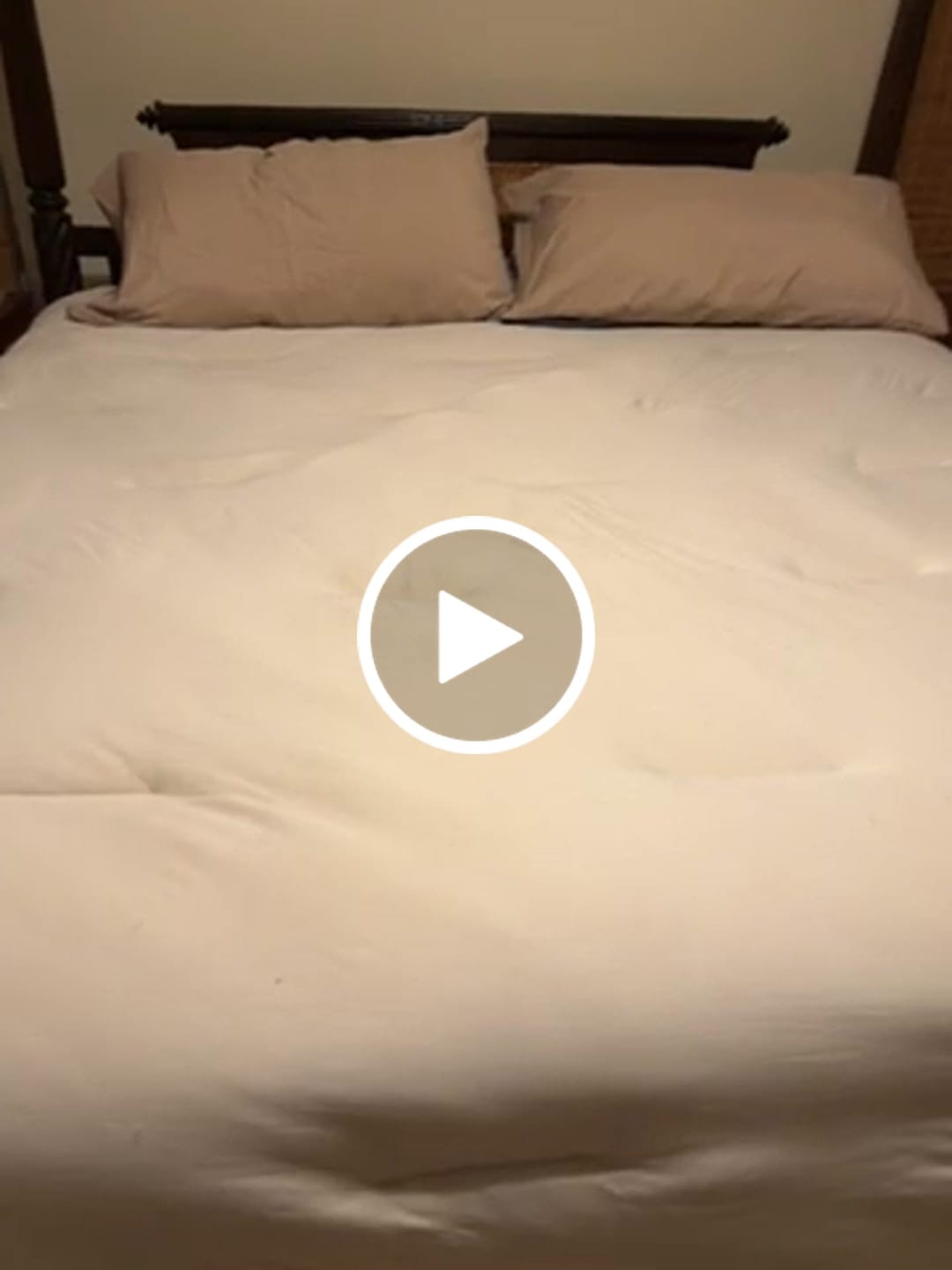 Customer video review of MarshMellow Comforter