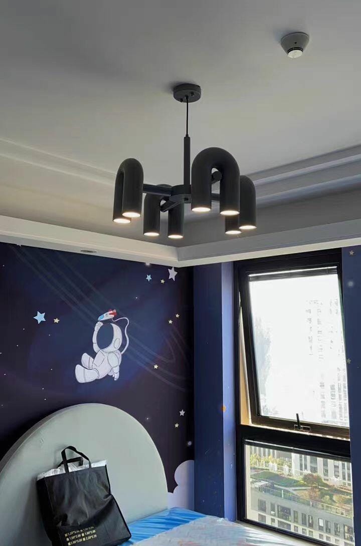 Customer photo review of Cirkus Chandelier, Integrated LED, Movable U-Heads, Linear or Circular