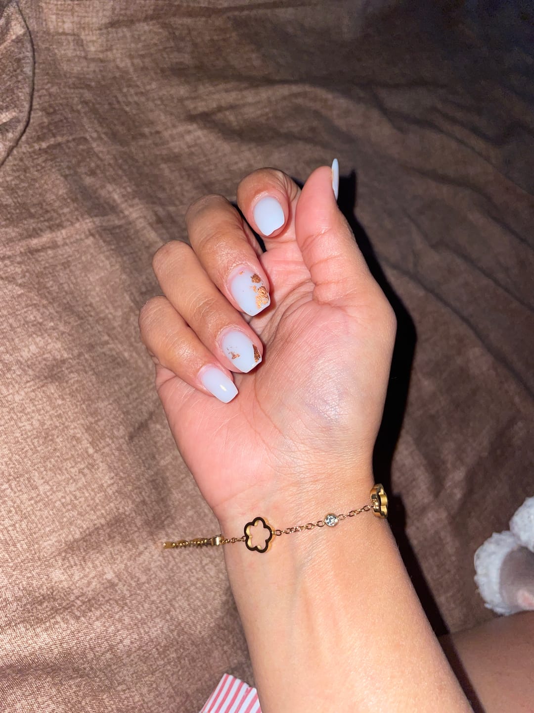 Customer photo review of Bratara cu flori - Gold