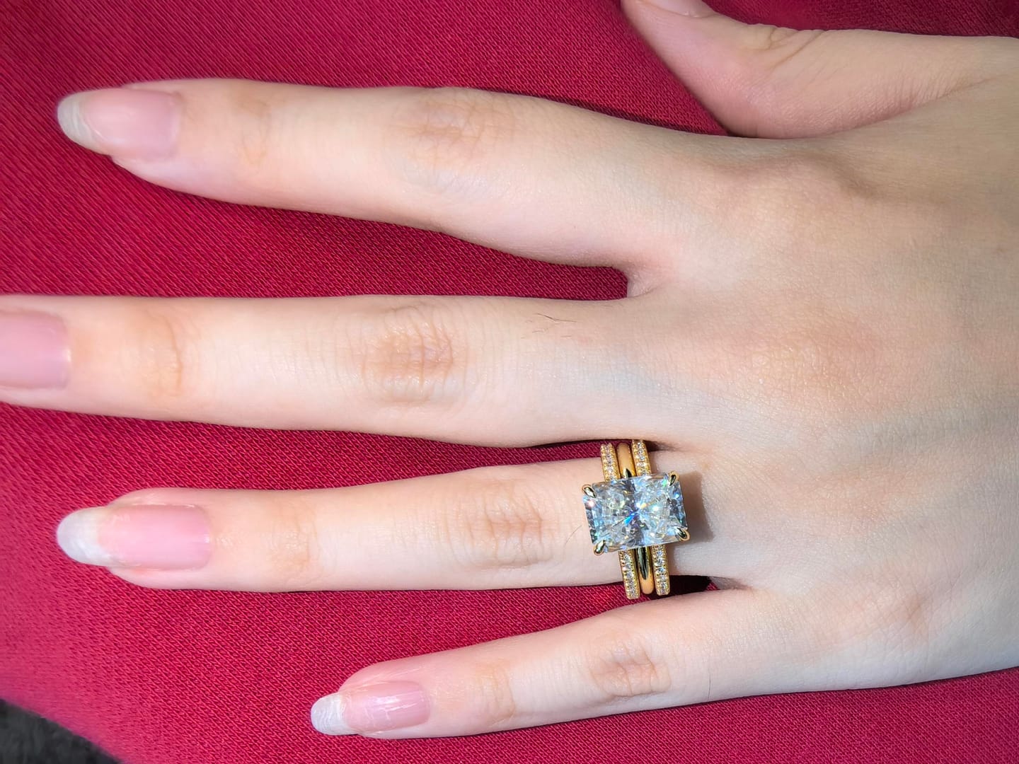 Customer photo review of Moissanite 4.5Ct Radiant Cut Vintage Stackable Enhancer Open Band Ring Sets For Everyday Wear