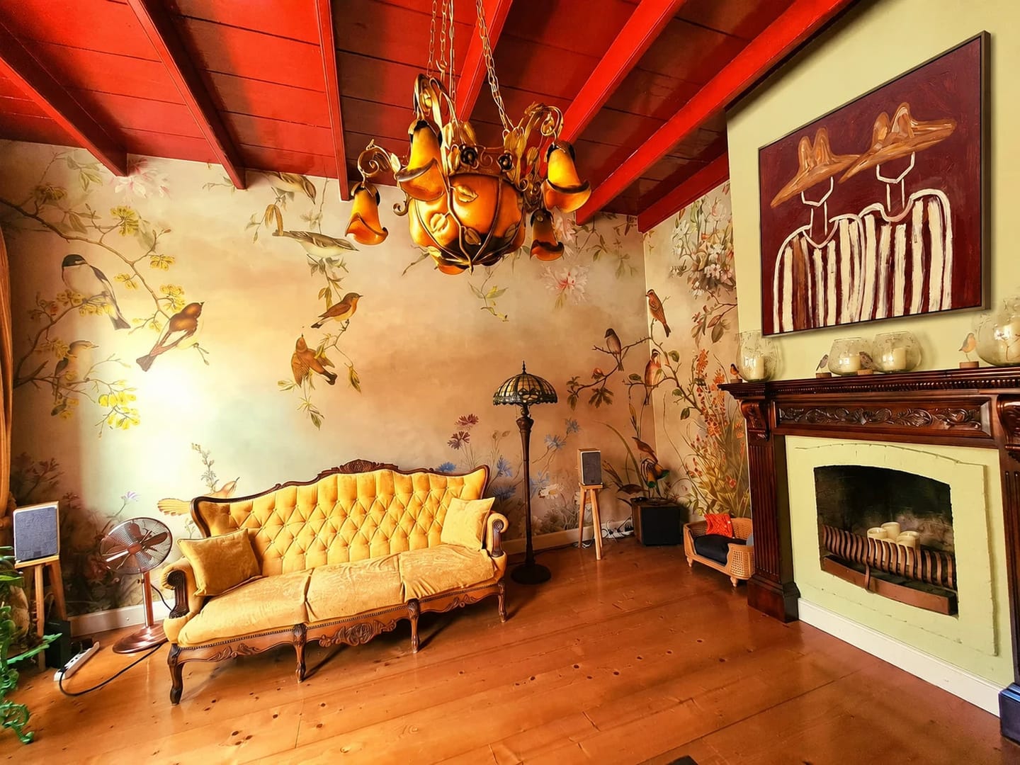 Customer photo review of Vintage Americana Art｜Crimson Companions