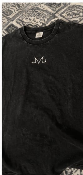 Customer photo review of MAJIN SHIRTS