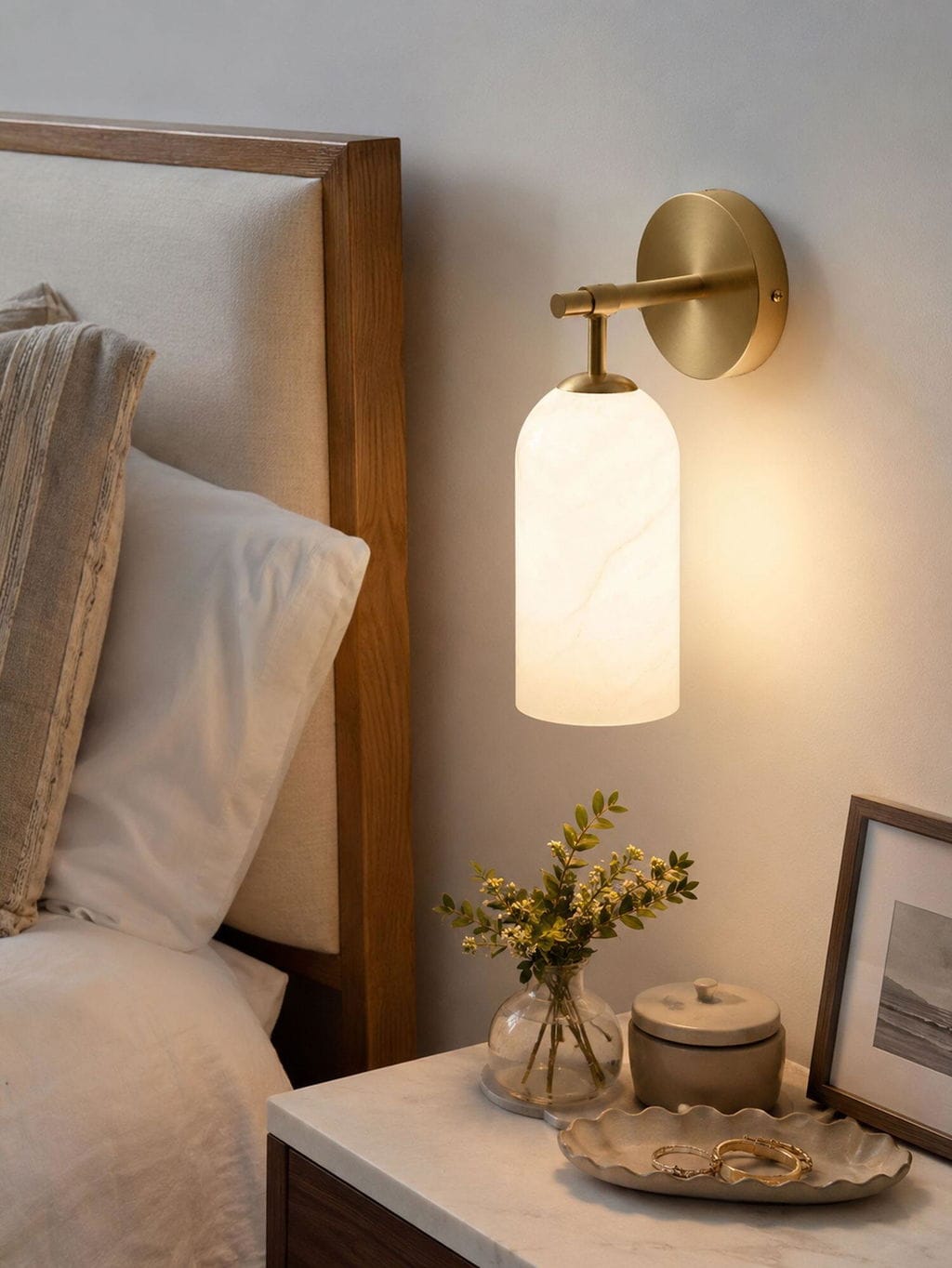 Customer photo review of Wall Sconce, Translucent Alabaster Cylinder, Brushed Gold, E14