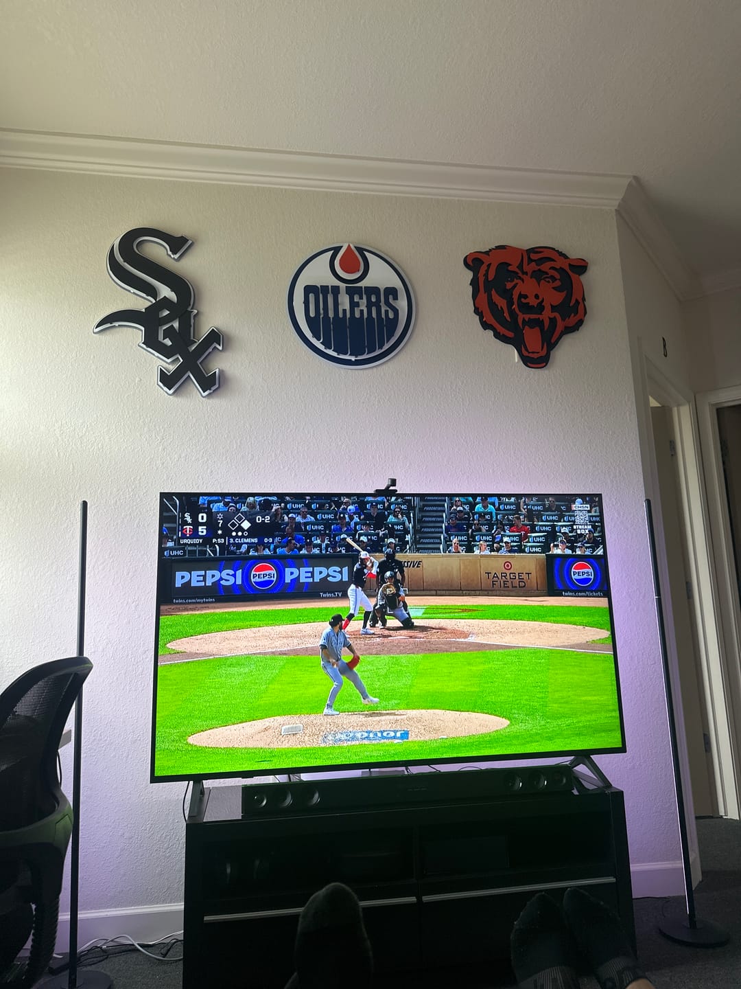 Customer photo review of Chicago White Sox Logo 3D Metal Wall Art