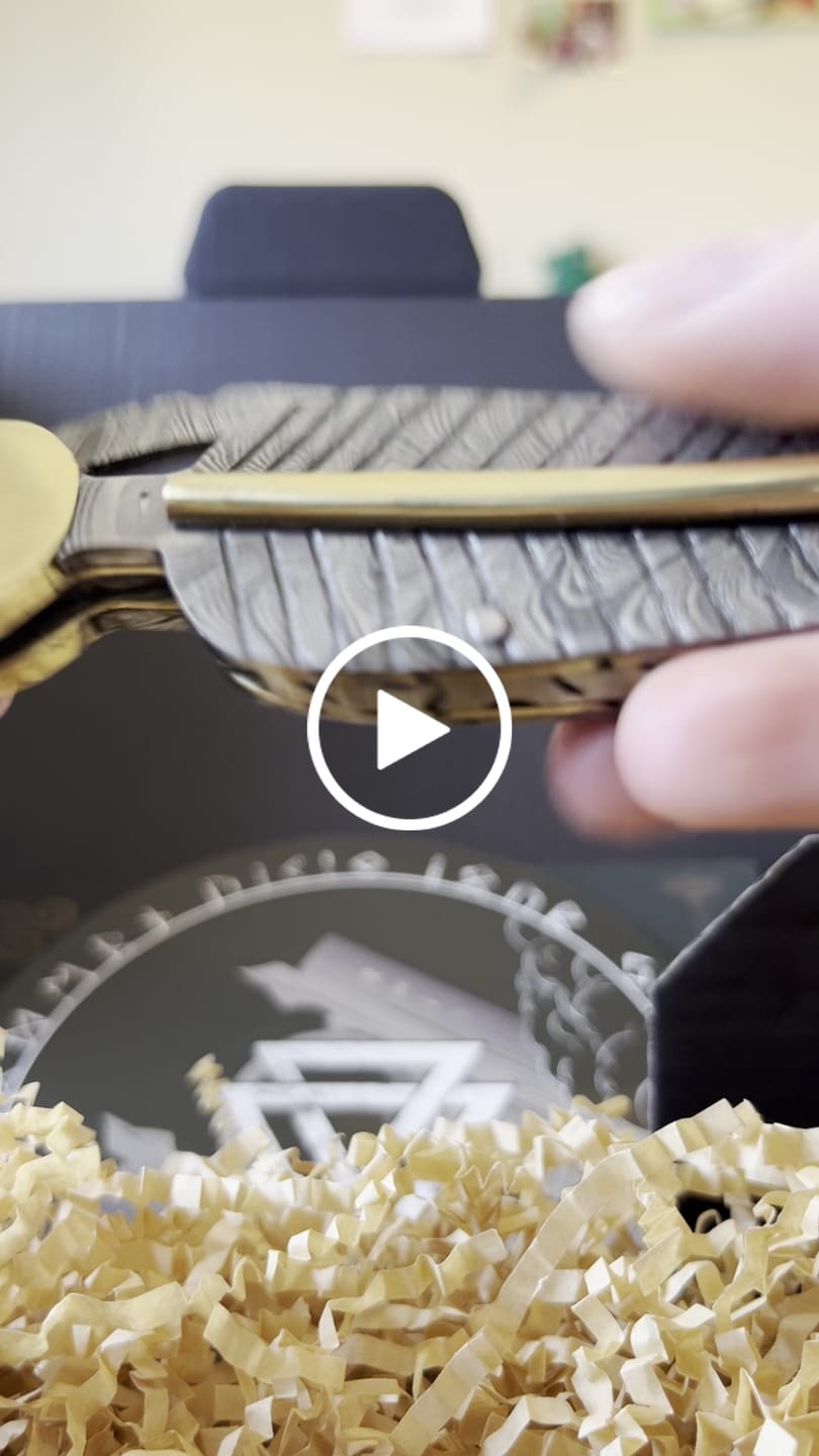 Customer video review of Leafblade Viking Knife