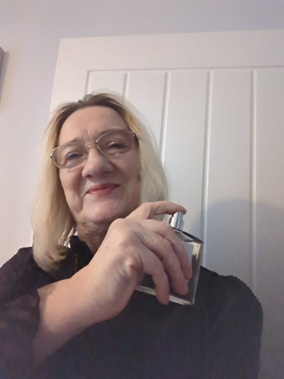 Customer photo review of For Her | V1 | Pheromone Perfume