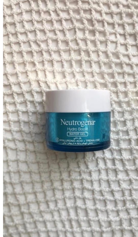 Customer photo review of جل مائي هيدرو بوست مرطب من نيوتروجينا - 50مل