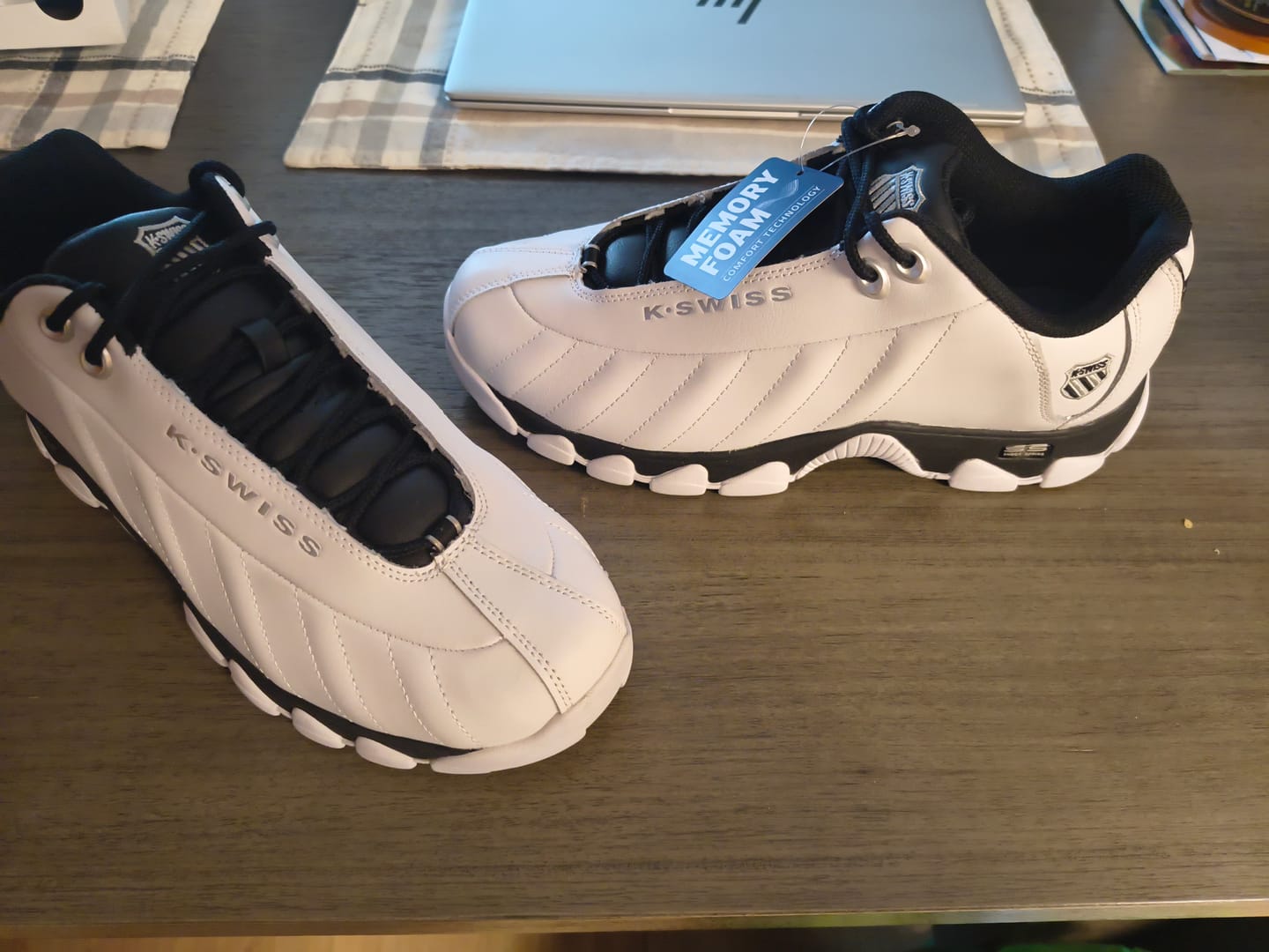 Customer photo review of 03426-102-XW | ST329 CMF | WHITE/BLACK