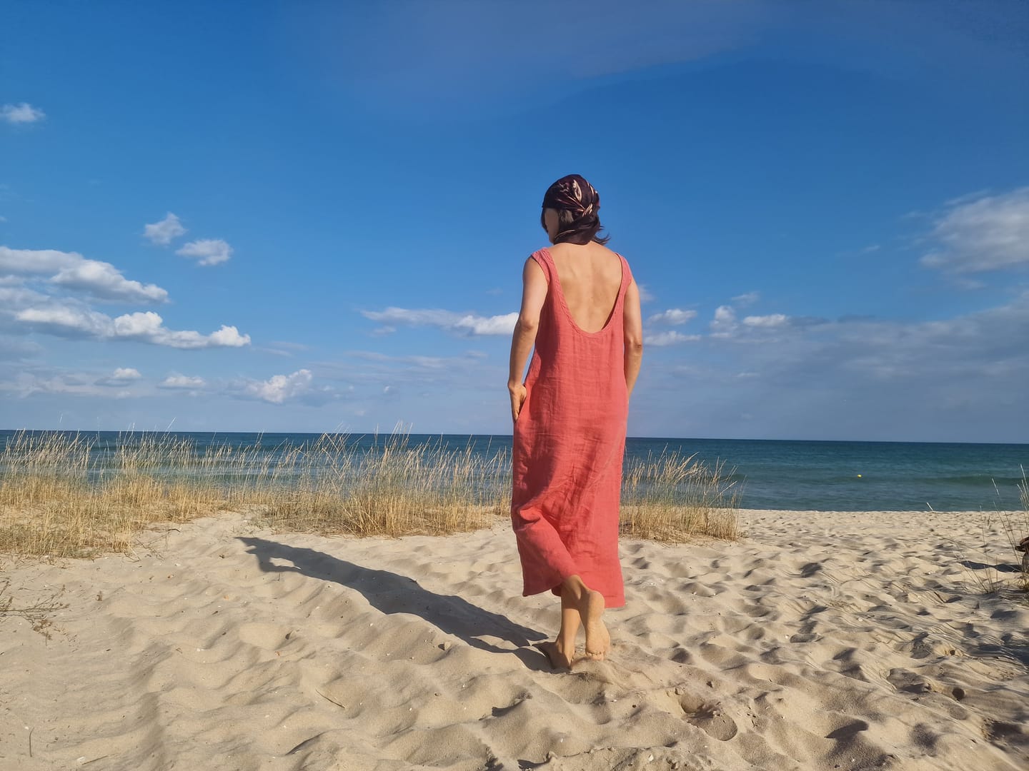 Customer photo review of Carmen - Linen Dress in Dusty Red