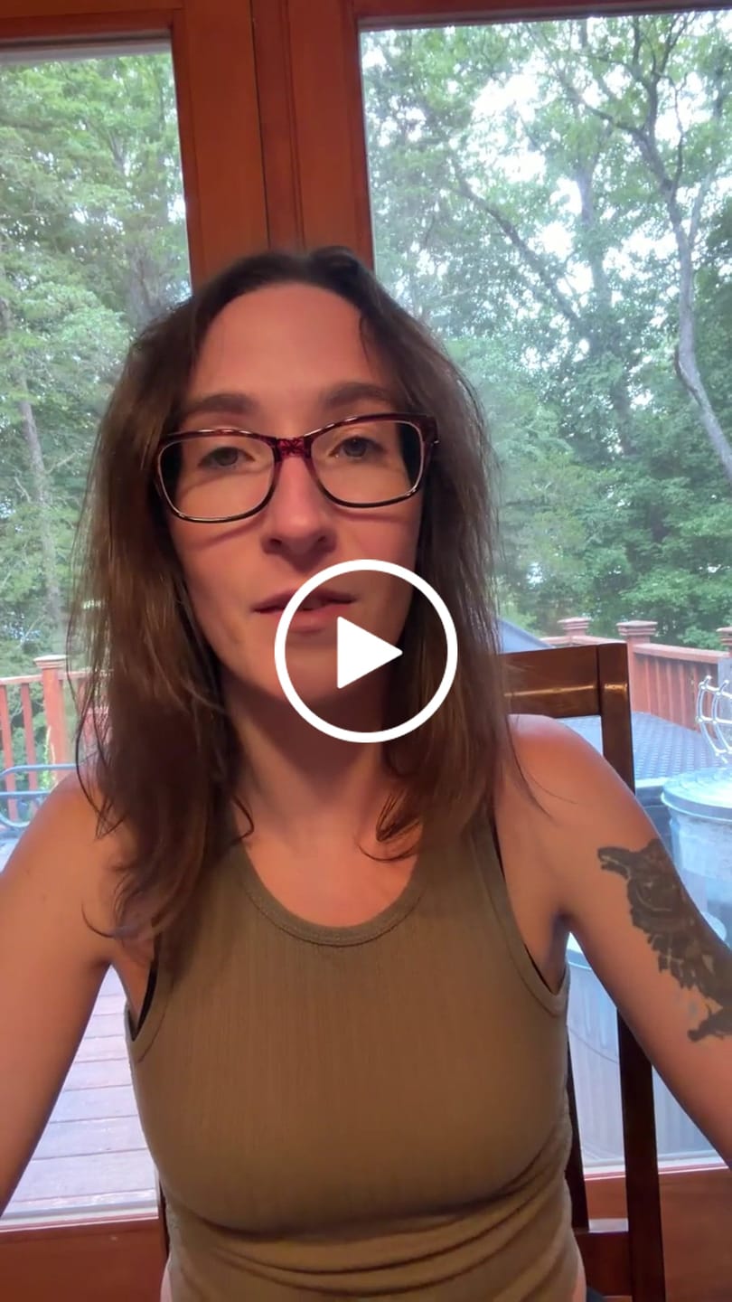 Customer video review of Luxury Cellulite Skin Repair Coffee Scrub