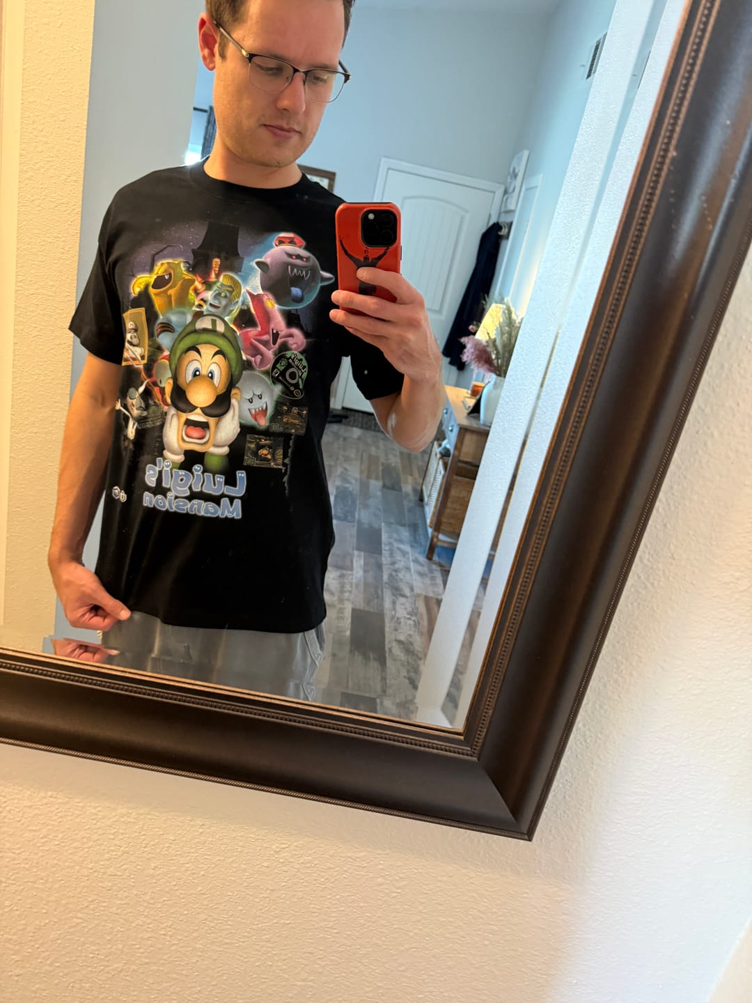 Customer photo review of Video Games 'Luigi's Mansion' T-Shirt