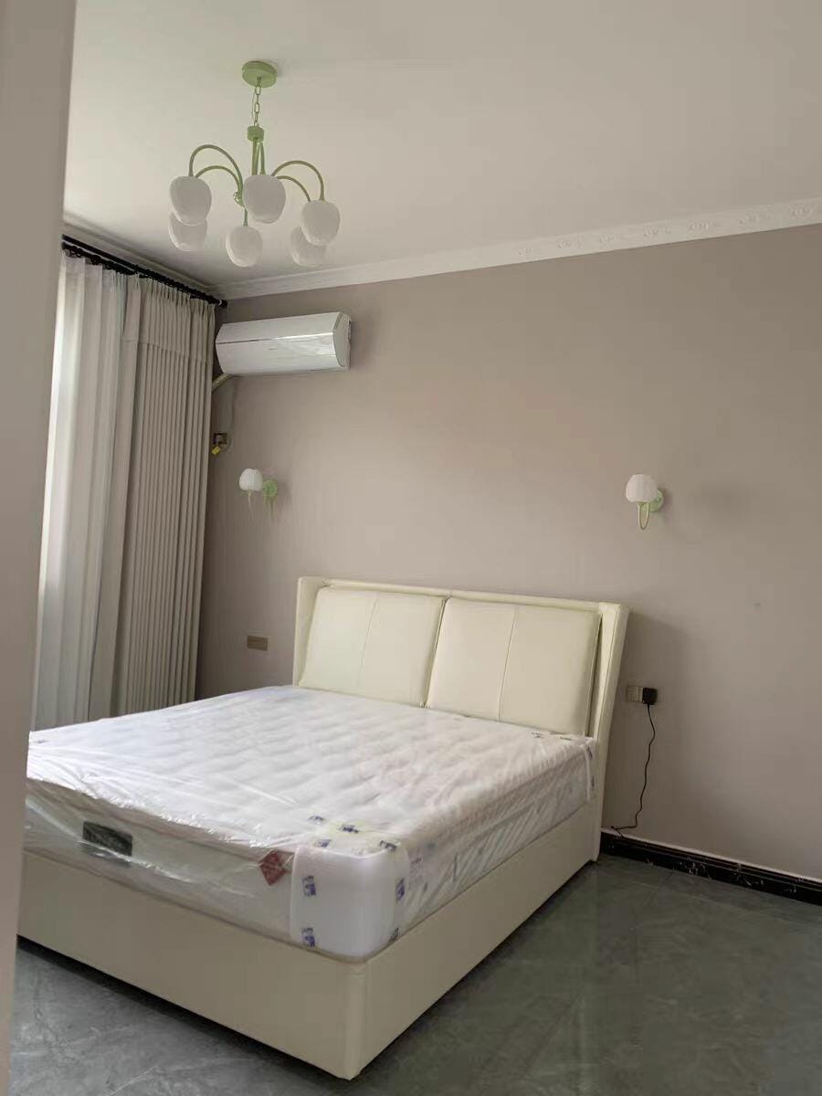 Customer photo review of Tulip Chandelier, White Glass Tulip Shades, Matcha Green Frame, E26