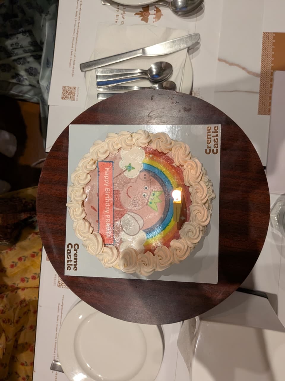 Customer photo review of Peppa Pig Girl Photo Cake