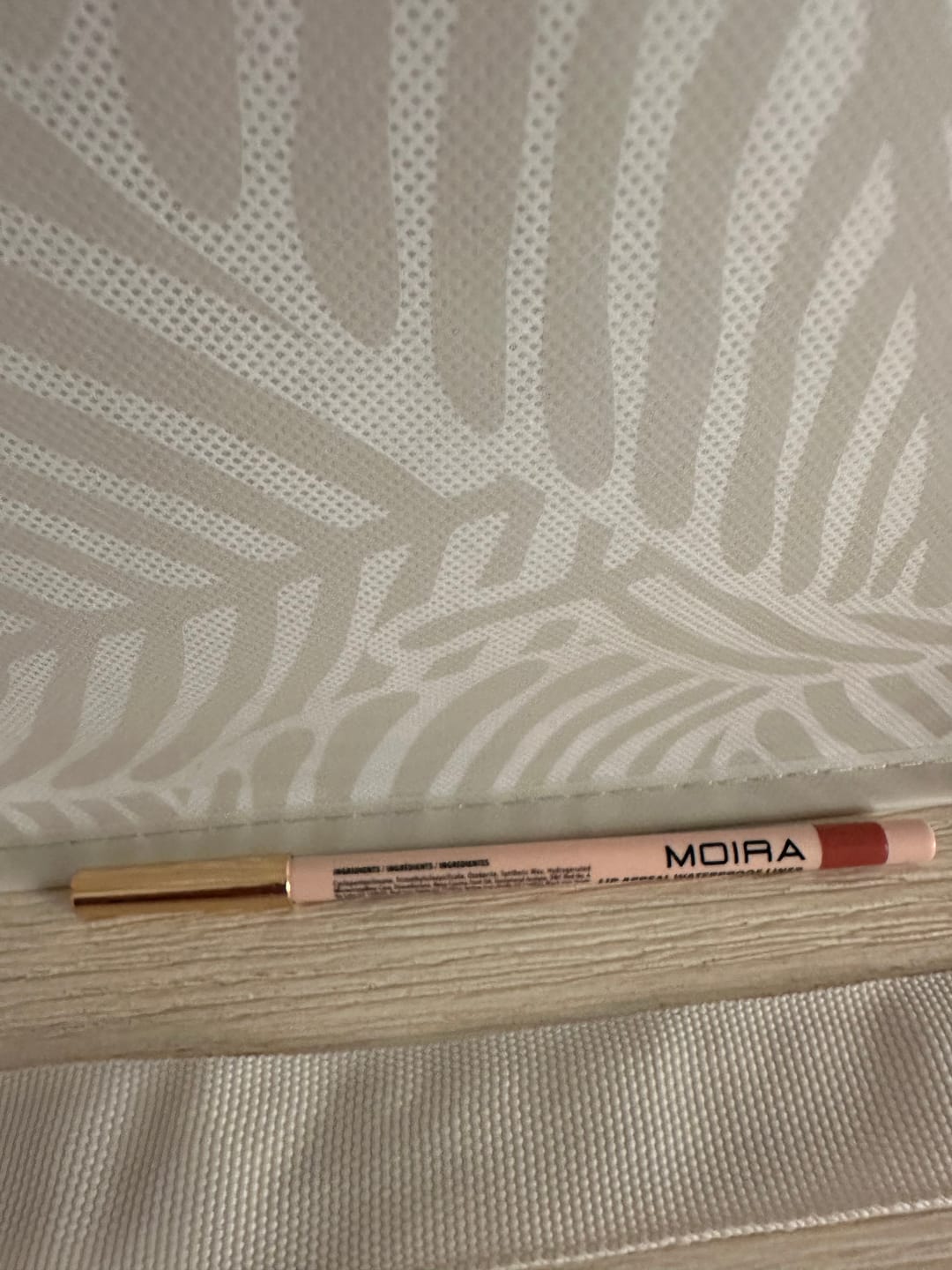 Customer photo review of Lip Appeal Waterproof Liner (013, Lala)