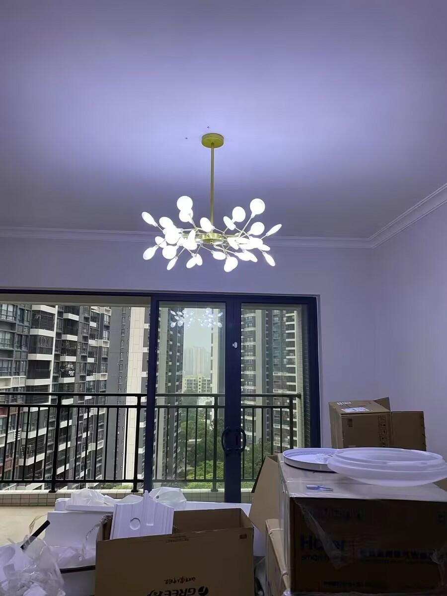 Customer photo review of Chandelier, Firefly Sputnik, Translucent Glass Leaves, G4 LED, Dimmable