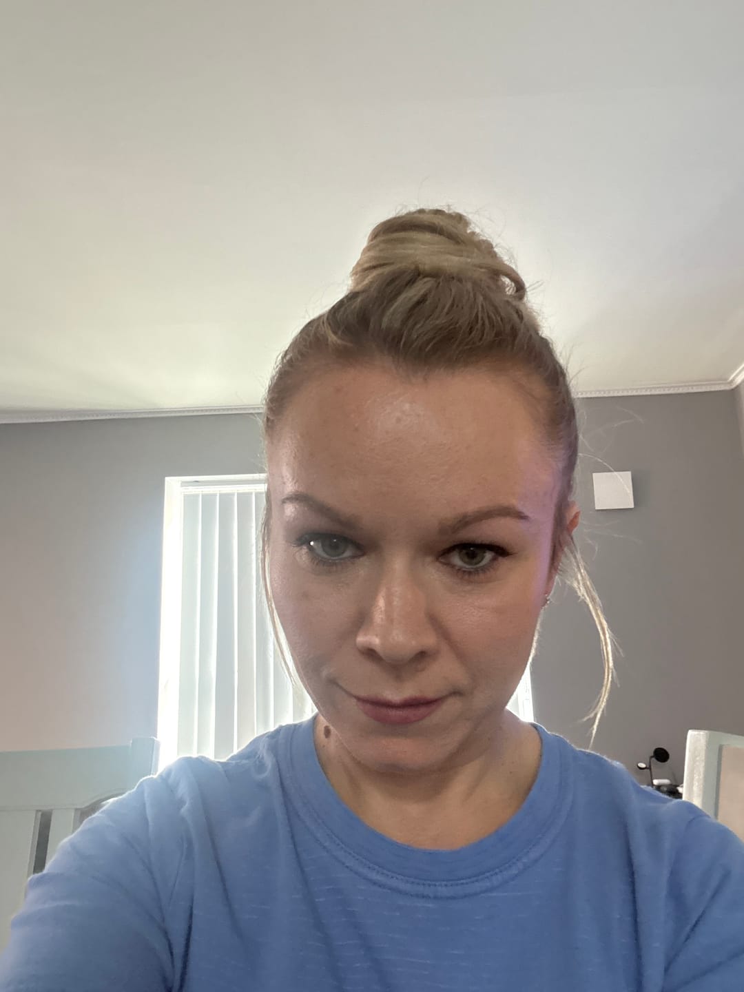 Customer photo review of Stranded Flicky Messy Scrunchie Bun - Colour #18/22 Iris