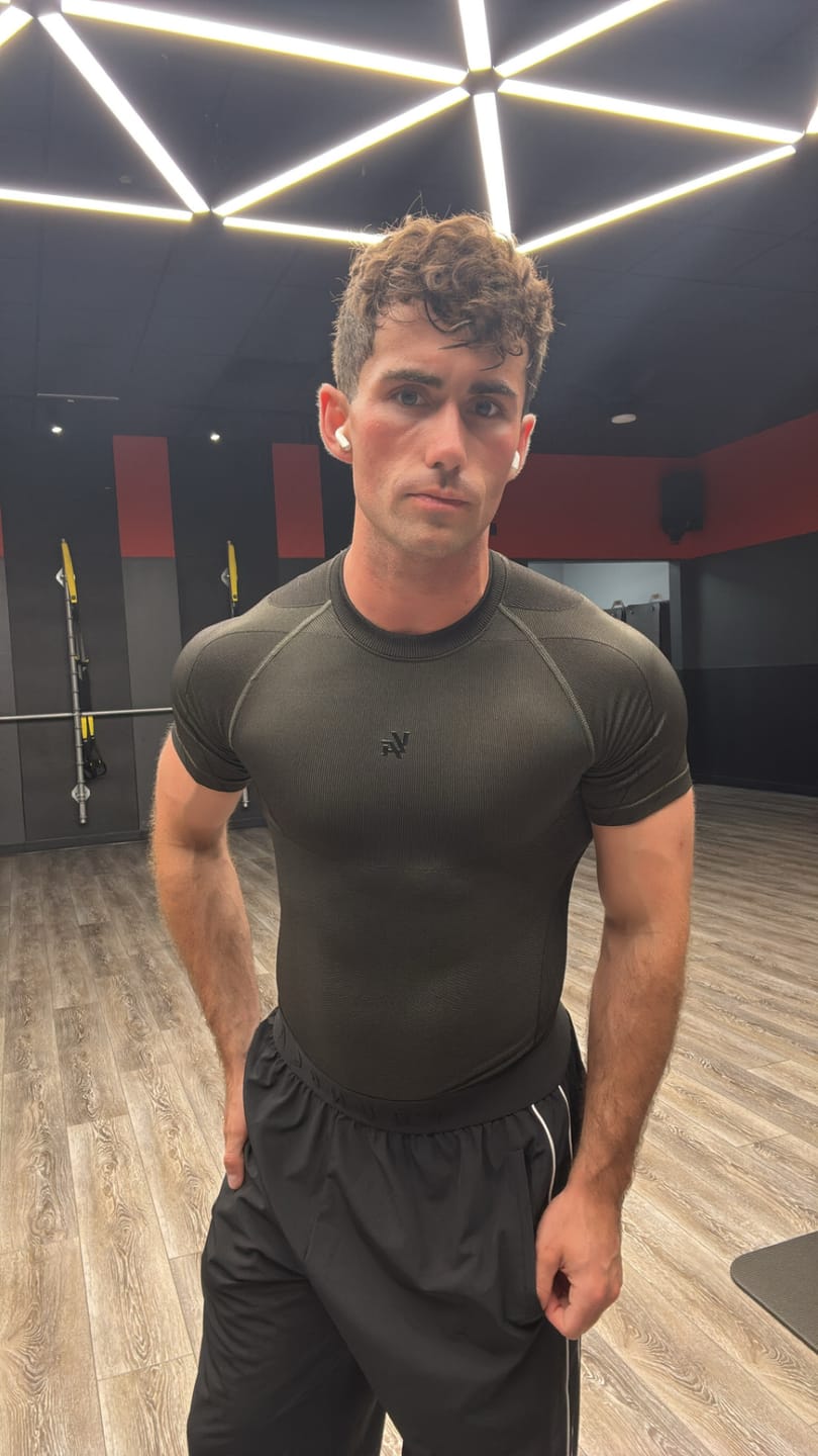 Customer photo review of 4339 - Forme Compression Tees