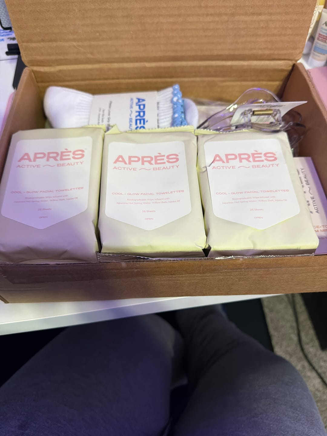 Customer photo review of Après Ski Skincare Kit
