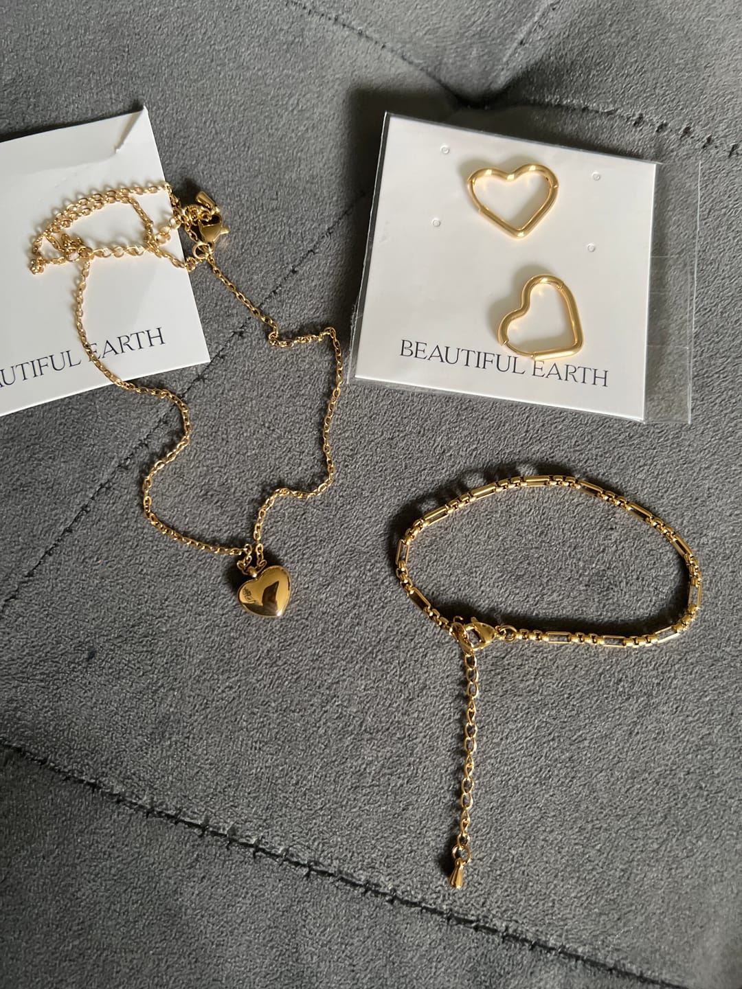 Customer photo review of Summer Envelope - 3 Mystery Jewelry Pieces
