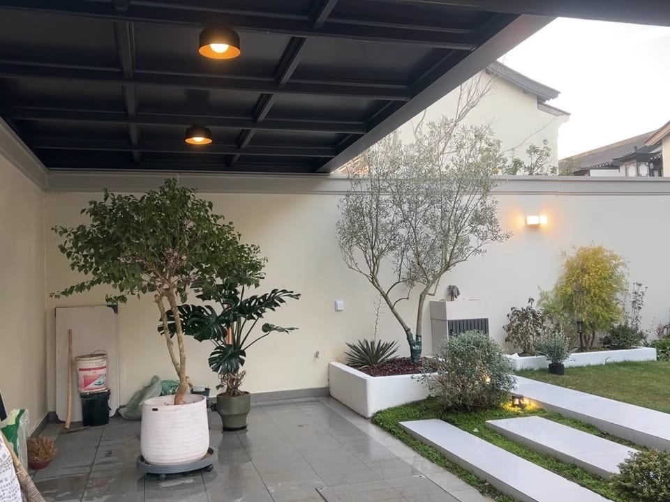 Customer photo review of Ceiling Light, White Glass Globe, Wood Grain, G9 Hardwired