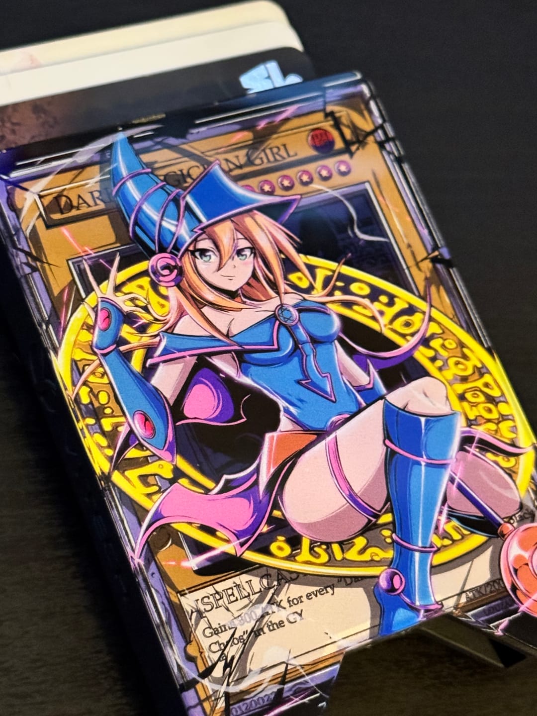 Customer photo review of Magic in the Cards Plexi Glass Acrylic Backed 3D Printed Ultra Slim and Compact Wallet