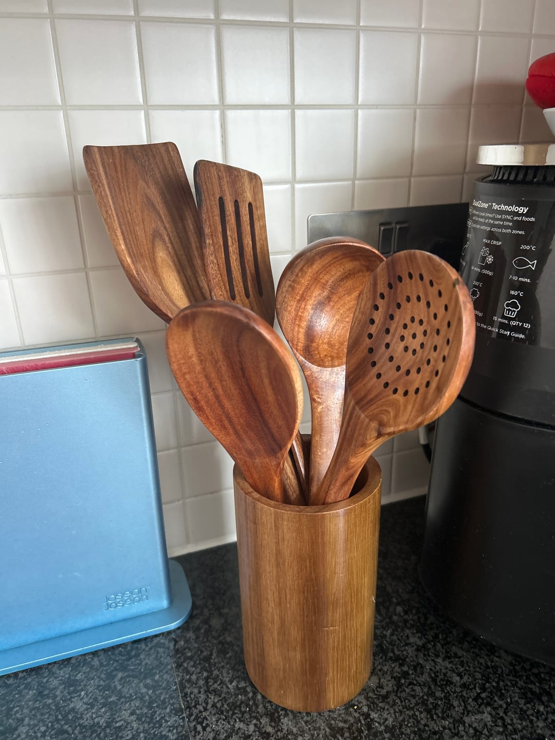 Customer photo review of Hälsa Trä Natural Wood Utensil Set