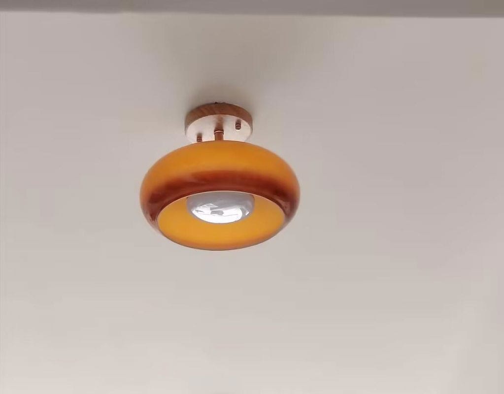 Customer photo review of Ceiling Light Plafonnier, Bauhaus Glass Disc, Natural Wood Frame, E27